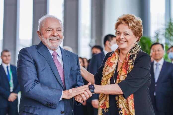 Lula-e-Dilma-Xangai