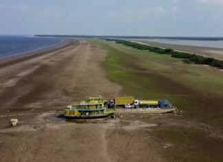 Esta semana, o Rio Negro pode registrar a seca mais severa de sua história