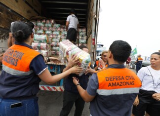 Governo do Amazonas envia mais de 1.500 toneladas de alimentos como ajuda humanitária para municípios afetados pela estiagem