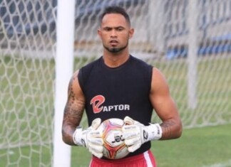Ex-Flamengo, goleiro Bruno larga o futebol e vira entregador de móveis