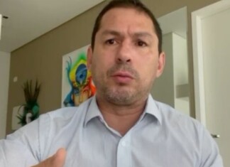 Marcelo assume compromisso com políticas públicas para crianças e adolescentes