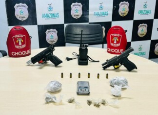 Ação da Tropa de Choque resulta em apreensão de pistolas e entorpecentes na Zona Sul de Manaus