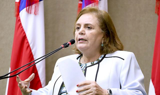 06_THEREZINHA-RUIZ-PSDB_VACINAcaO-DE-PROFESSORES-640x380-1