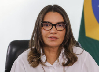 Janja antecipa ida ao Japão, mas governo não divulga motivo