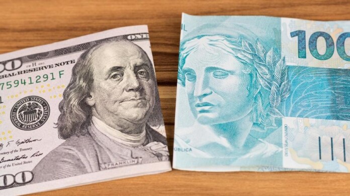 notas-dolar-real-1642179381190_v2_900x506