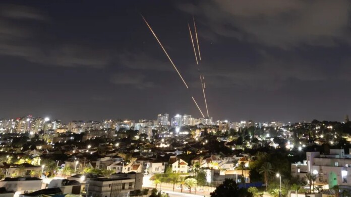reuters-ataque-ira-e1727812352258