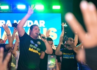 Roberto Cidade cresce nos últimos dias e empata com David Almeida, aponta 100% Cidades/Futura Inteligência
