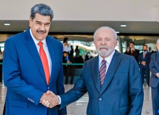 PT acusa EUA de autoritarismo e poupa regime de Nicolás Maduro