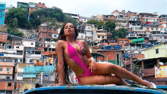 anitta2-destaque