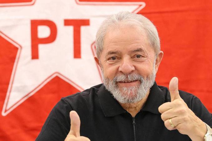 LULA-FELIZ-2