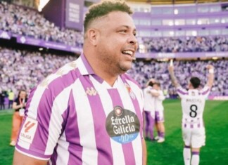 Torcida europeia protesta contra Ronaldo Fenômeno: ‘Vai para casa’