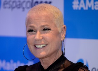 “Tenho pessoas que fazem PIX para mim”, revela Xuxa sobre sua rotina financeira