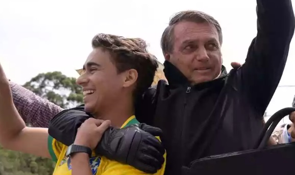 bolsonaro e nikolas