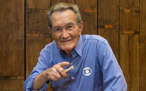 léo batista