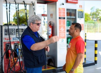 Procon-AM reforça fiscalização após aumento do preço da gasolina e autua 10 postos de combustíveis