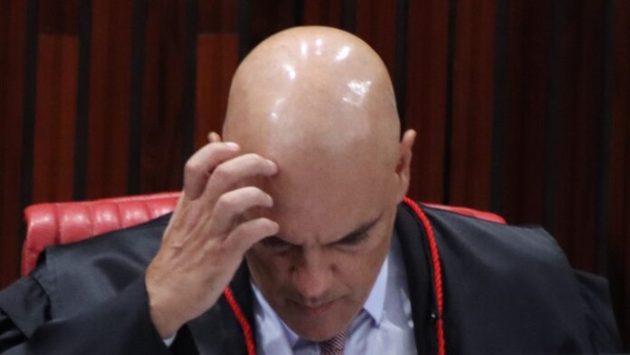 Brasília, (DF) – 01/08/2023 - O presidente da Corte, ministro Alexandre de Moraes, participa da abertura da sessão plenária do segundo semestre forense de 2023, Foto Valter Campanato/Agência Brasil.