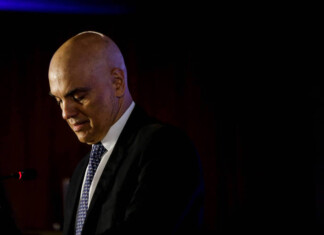 Deputados republicanos dos EUA exigem punição de Trump a Alexandre de Moraes