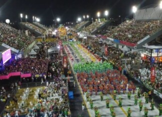 Carnaval de Manaus define campeã nesta segunda-feira