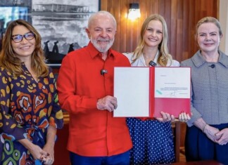 Lula nomeia advogada de Gleisi para o STM após pressão por indicação feminina