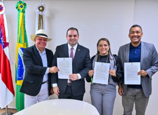 Presidente Roberto Cidade assina termo de cooperação com a Câmara de Borba para revisão da Lei Orgânica do município