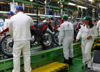 Exportações de motocicletas para a Argentina impulsionam comércio exterior do Amazonas em março