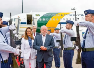 Viagens de Lula e comitivas vão custar quase R$ 10 milhões com nova agência especializada