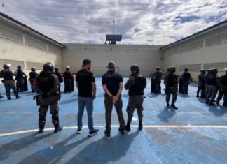 Seap, integrada com as forças de segurança, realiza operação de revista na Unidade Prisional do Puraquequara