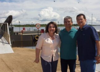Pré-candidata ao Governo, Maria do Carmo visita porto desativado em Anori por falta de pavimentação de um quilômetro de estrada