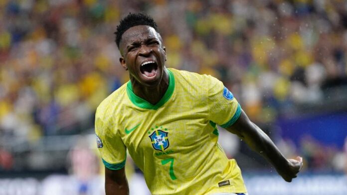 vini-jr-balancou-as-redes-para-o-brasil-no-duelo-contra-o-paraguai-valido-pela-copa-america-1719628560518_v2_900x506