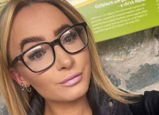 Comportamento inadequado e suspeita de álcool levam professora a perder registro profissional