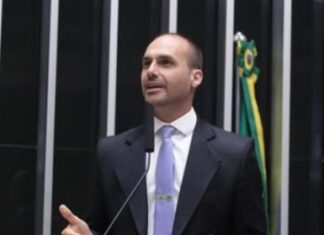 Eduardo Bolsonaro chama taxa de 50% dos EUA de ‘tarifa Moraes’ e pede anistia em troca