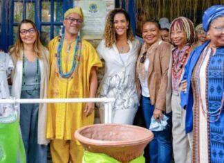 Um dia após ir a terreiro de candomblé, Janja e ministra visitam igreja evangélica