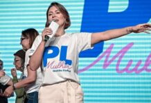 Michelle Bolsonaro lidera intenções de voto para Senado no DF, aponta pesquisa