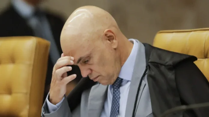 ALEXANDRE-DE-MORAES-PREOCUPADO-2