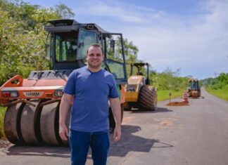 Presidente Roberto Cidade vistoria obras de recuperação da Estrada de Balbina, em Presidente Figueiredo