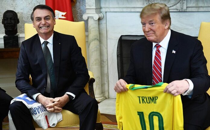 bolonaro_trump_Foto-Brendan-Smialowski_AFP