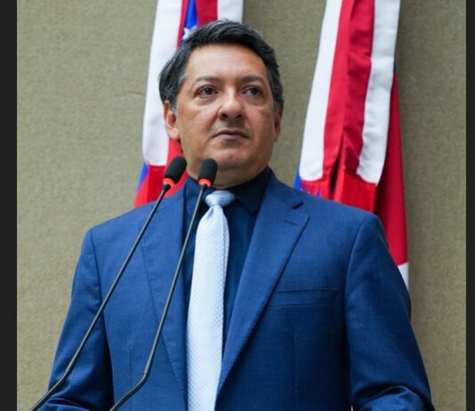 Em defesa das mulheres: aprovado projeto de Felipe Souza que garante defesa pessoal com armas de eletrochoque