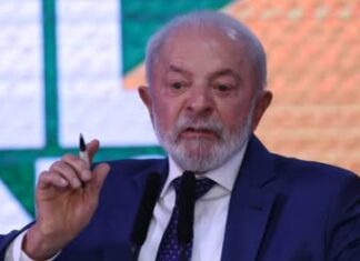 Lula diz que Trump mente: Brasil é bom parceiro comercial e não vai ‘andar de joelhos’ para EUA
