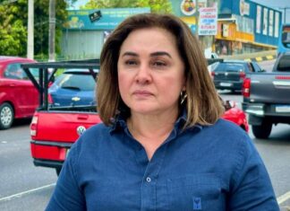 Maria do Carmo vai às ruas e fala de soluções ao trânsito de Manaus; ‘reflexo da má gestão’