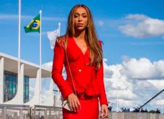 Erika Hilton aciona Justiça para impedir repasses do PL a Bolsonaro