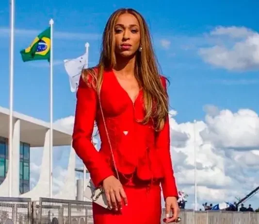 Indicação de Erika Hilton, que é trans, como “mulher do ano” por publicação do Grupo Globo divide internautas e amplia polêmica