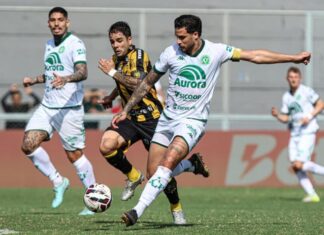 Derrota para a Chape aumenta risco de rebaixamento do Amazonas FC