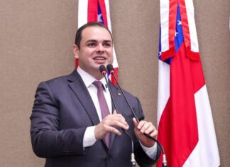 Roberto Cidade propõe programa para garantir água potável aos amazonenses em escolas públicas