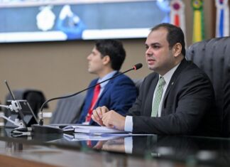 Proposta de Roberto Cidade reserva 30% de vagas em conselhos de administração e sociedades de economia mista para mulheres