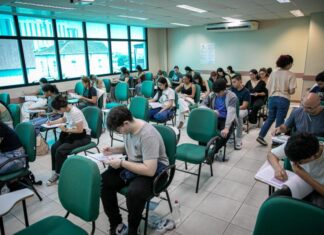 Milhares de candidatos dão início ao sonho de ingressar na UEA por meio do Vestibular 2025, acesso 2026