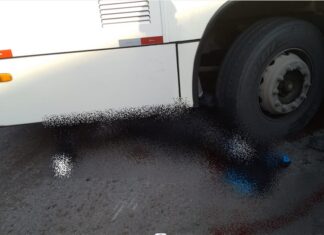 Cidade Nova registra acidente com ônibus que fere motociclista e passageiro