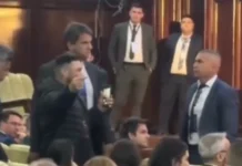 Réu do 8 de janeiro causa tumulto em evento de Gilmar Mendes na Argentina