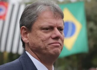 Tarcísio de Freitas investe R$ 1 bilhão e muda vida de famílias após tragédia