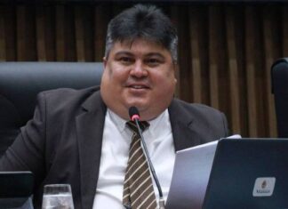 Presidente David Reis apresenta balanço de 2025 e destaca avanço no Legislativo Municipal