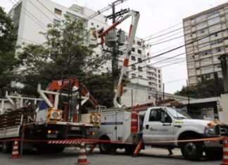 Justiça manda Enel restabelecer energia em São Paulo e impõe multa de R$ 200 mil por hora